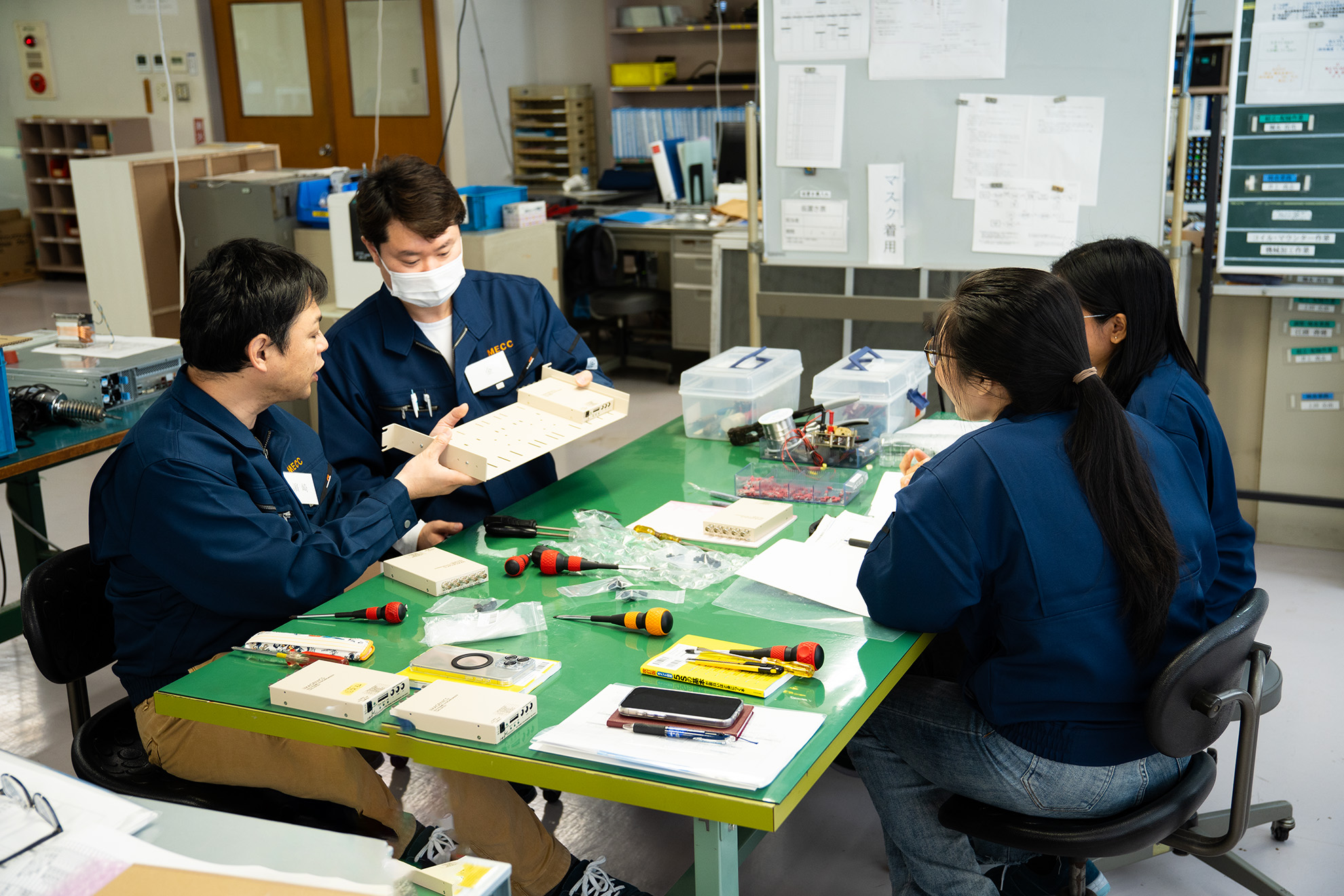 他の部署でも新人研修が行われています。